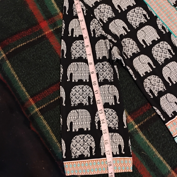 Ruby Rd Black and White Elephant Print Tunic. Boho Style. Size XL - Picture 4 of 10